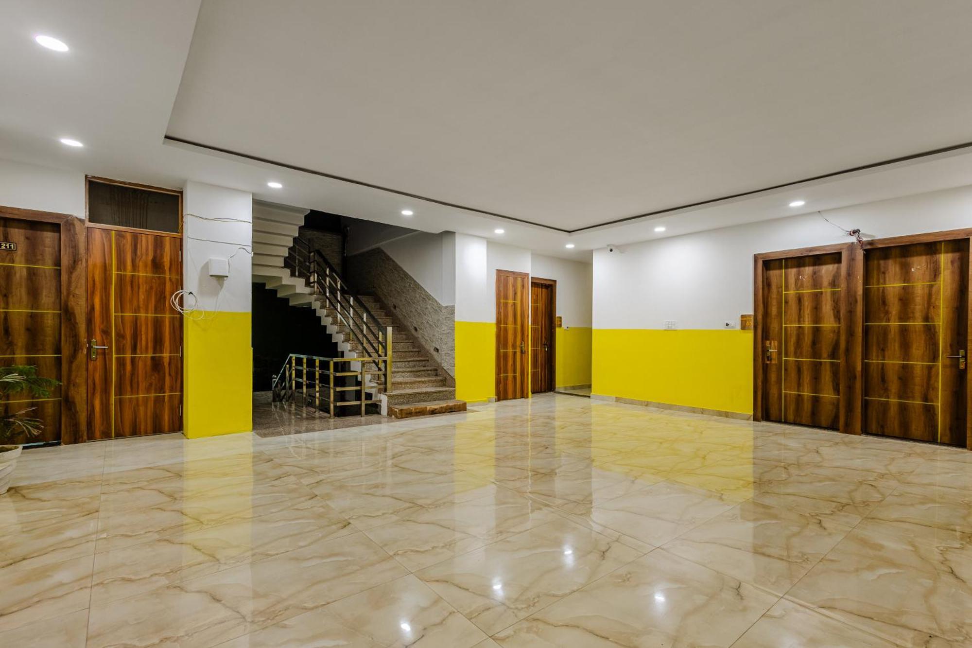 Lime Tree Hotel And Banquet Vrindavan Vrindāvan Exterior foto