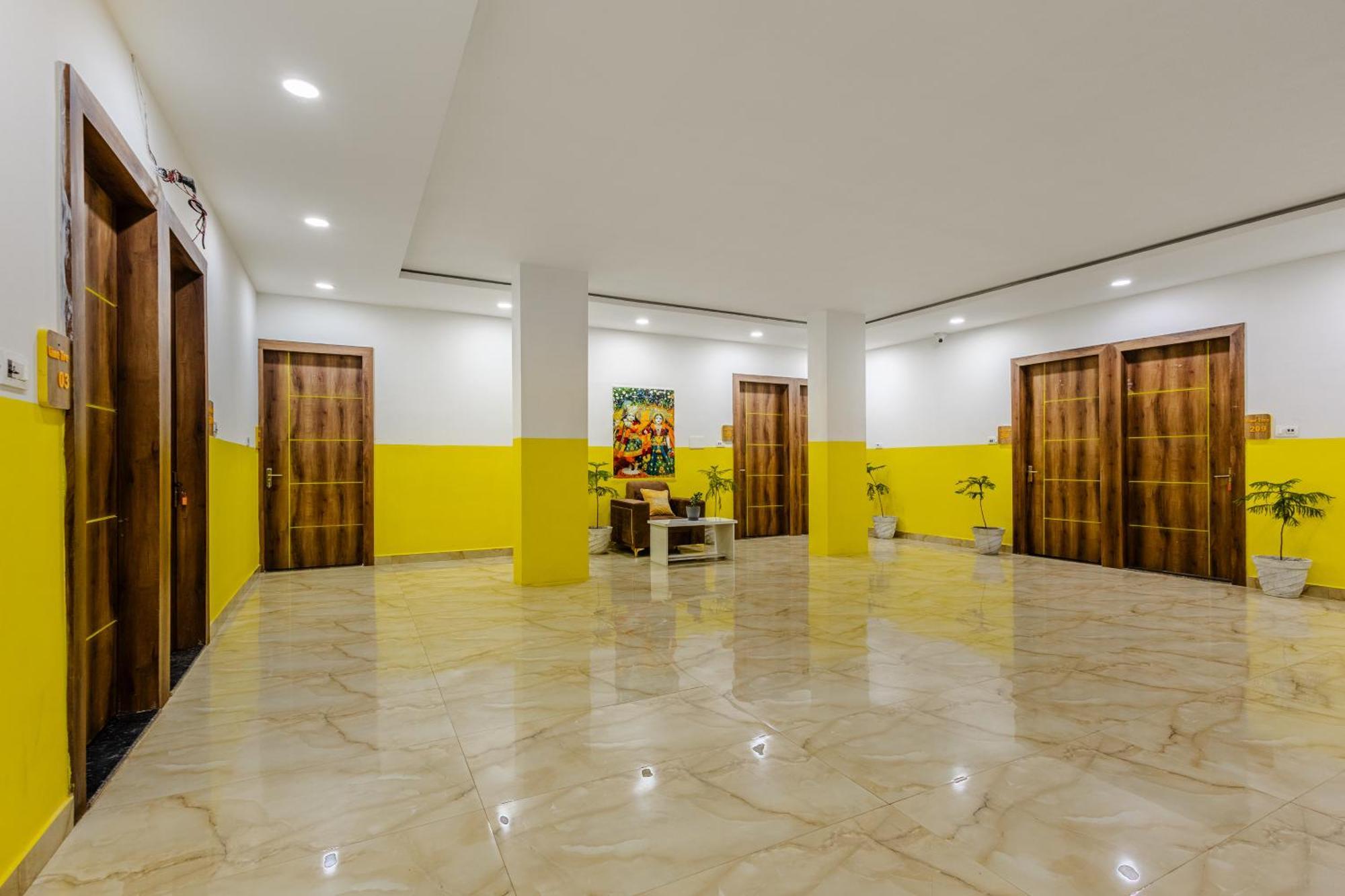 Lime Tree Hotel And Banquet Vrindavan Vrindāvan Exterior foto
